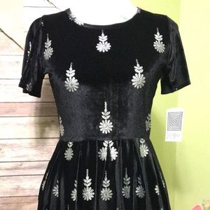 Lularoe Elegant Collection Amelia M